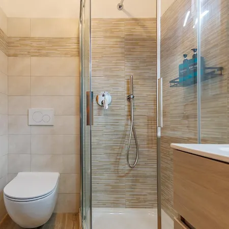 Little House Box Privato E Terme Apartment